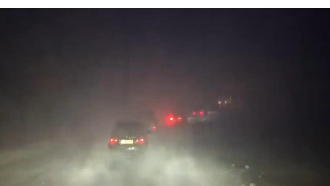 Circulația pe Transalpina rămâne închisă din cauza viscolului