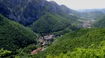 Băile Herculane vor avea o nouă cale de acces modernă. 2,3 miliarde de lei pentru reabilitarea căii ferate