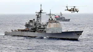 COLIZIUNE, între un submarin al forţelor navale italiene şi un vas cargo, în sudul Italiei