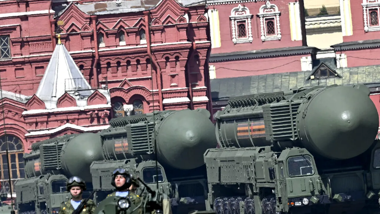 Rusia anulează defilarea echipamentelor militare la parada de 9 mai, din cauza Războiului din Ucraina