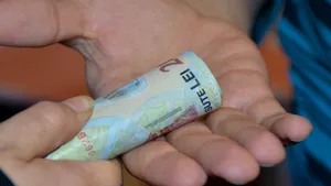 Hoţie în vremea coronavirusului. Persoane neidentificate cer bani în numele Institutului Naţional pentru Sănătatea Mamei şi Copilului