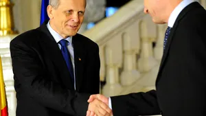 Băsescu nu ştie motivele pentru care Stolojan a renunţat la mandat