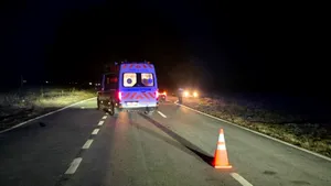 Doi pietoni, loviți de o mașină în Dolj. O femeie a murit