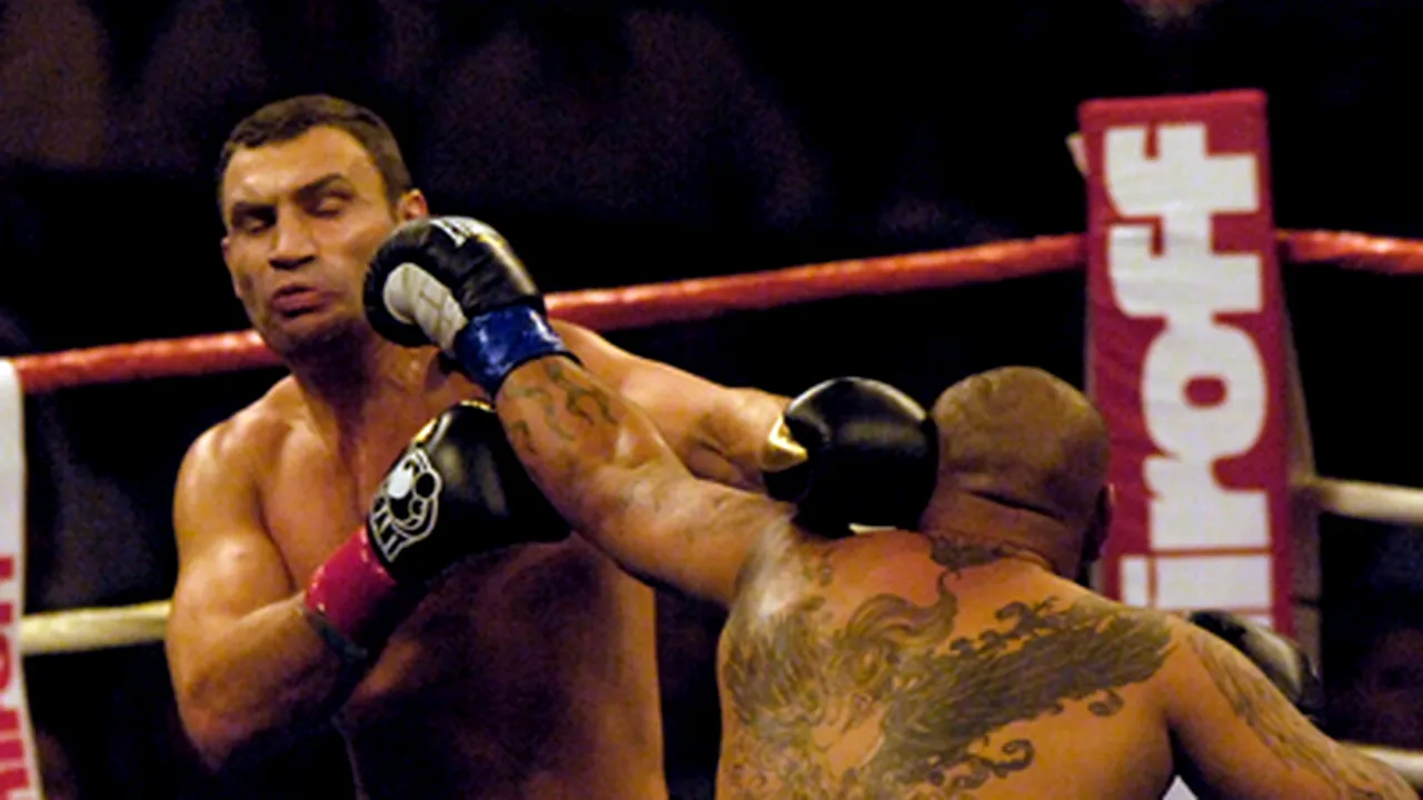 Vitali Klitschko l-a învins pe Cristobal Arreola
