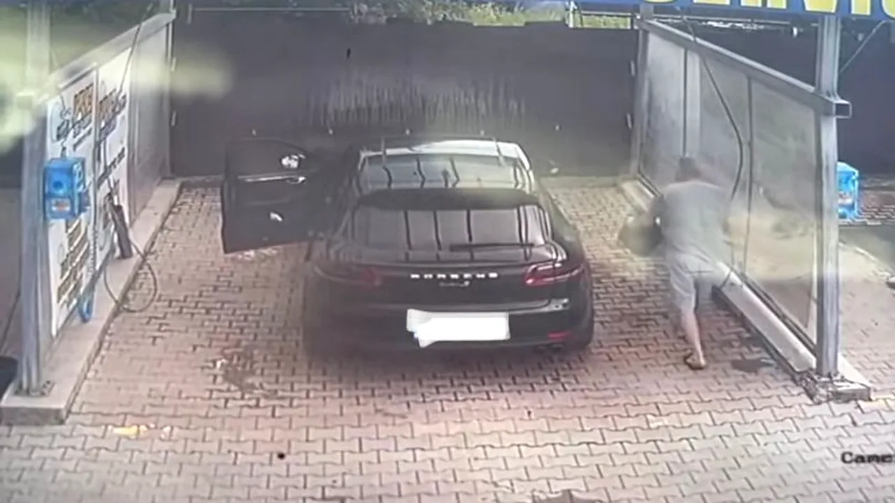 Şoferul unui Porsche, care a furat o găleată şi o perie dintr-o spălătorie, a fost identificat