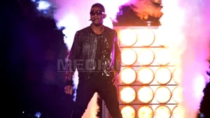 Fiul în vârstă de cinci ani al cântăreţului Usher, internat de urgenţă