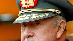 Costume ale lui Augusto Pinochet, vândute de un croitor din Santiago