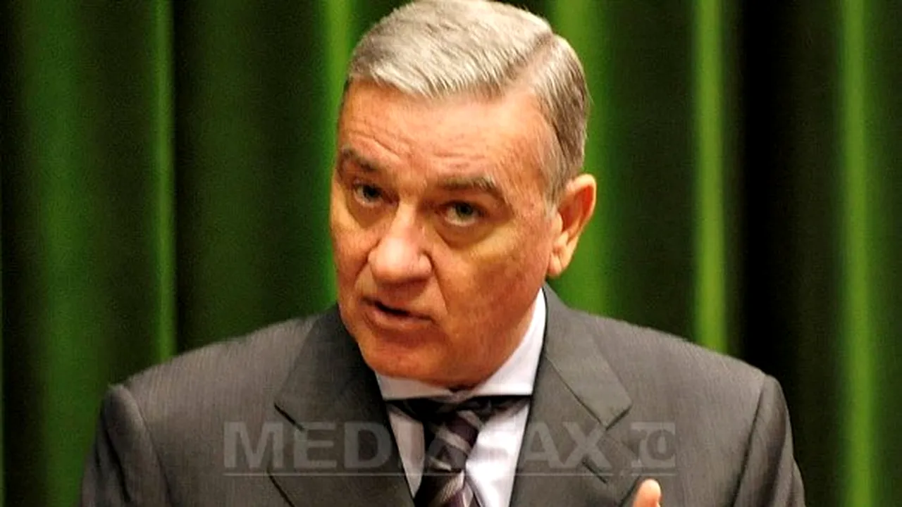 Sandu: Nepoţii şi fotbalul m-au făcut să trec peste boală