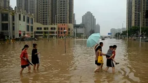 China în alertă după după ce ploile abundente au provocat inundații mortale