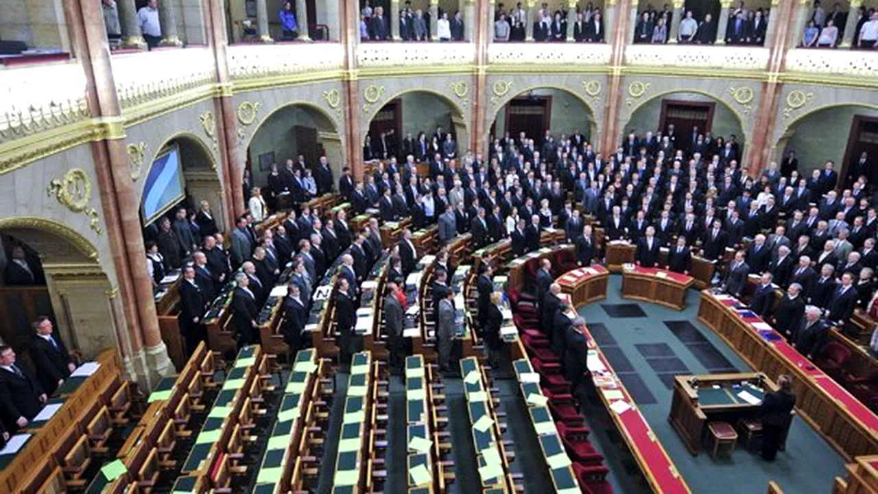 Germania: Noua Constituţie a Ungariei este incompatibilă cu valorile UE