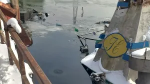 Poluare pe Dunăre, în zona Giurgiu. Un împingător s-a scufundat