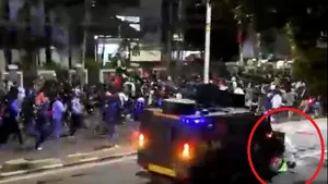 Indonezia: Studenții anunță proteste după uciderea brutală a unui motociclist la manifestațiile din Jakarta