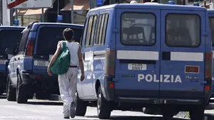 Şapte morţi, majoritatea imigranţi, în urma unui schimb de focuri la Neapole