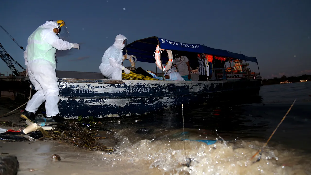 OMS: Lumea a intrat într-o „fază nouă şi periculoasă” / Riscurile au crescut: 150.000 de noi cazuri, record al infectărilor zilnice