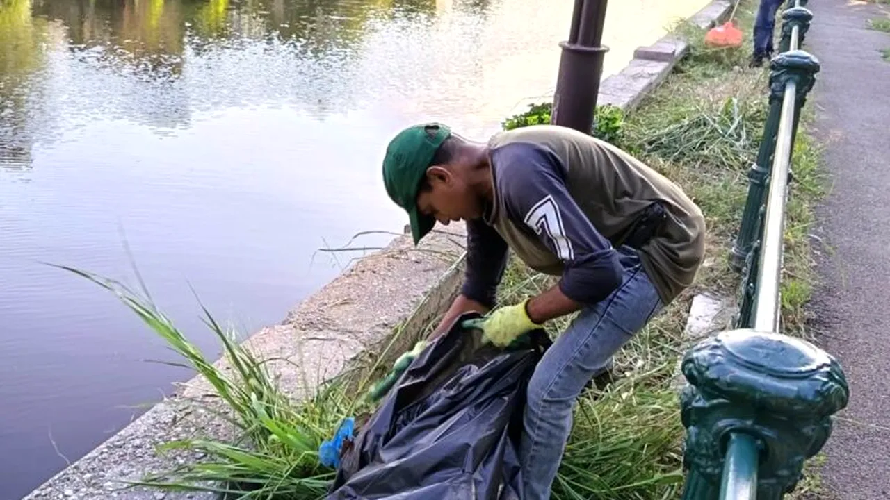 PMB îi invită pe bucureșteni să participe la o acțiune voluntară pentru curățarea Dâmboviței