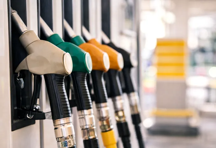 ECONOMIC BNS critică OUG privind măsurile pentru carburanți: „Nu protejează populația. Astfel de măsuri vor adânci recesiunea”