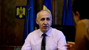 Ministrul Transporturilor va da luni explicaţii despre autostrada Transilvania în faţa deputaţilor