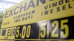 Curs valutar BNR, 31 decembrie 2025: euro urcă ușor, dolarul se întărește; lira și aurul scad