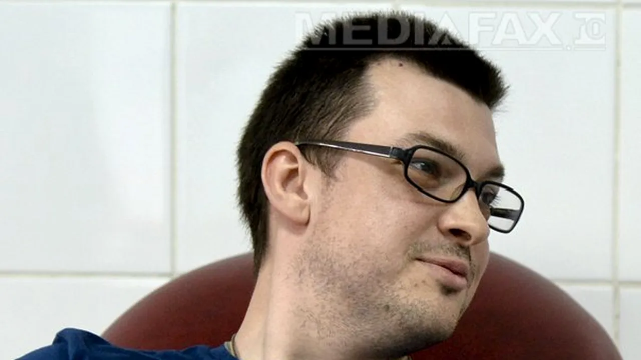 Raeţchi sare în apărarea Alinei Gorghiu: Ponta, mitocan! Suferă de depresie postpenală
