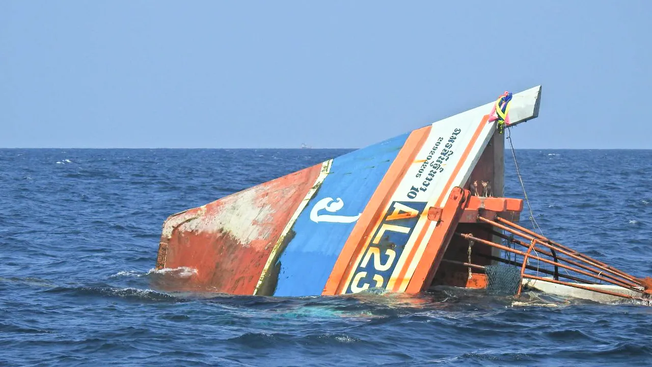 O navă turistică s-a scufundat în Marea Roşie. Echipele de intervenţie au găsit supravieţuitori