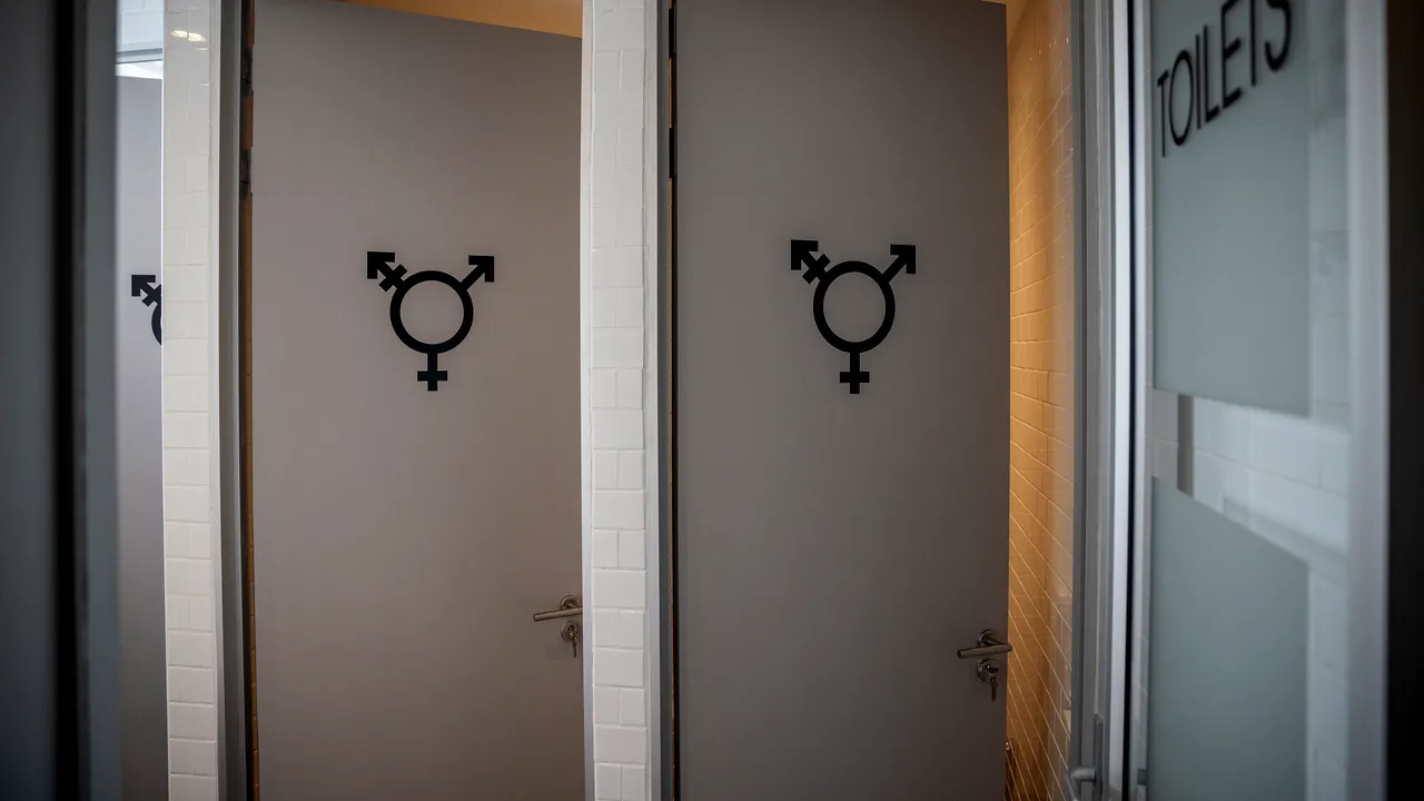 Controversa identităţii de gen în instituţiile de învăţământ: Senator: Sunt 114 genuri inventate / „Aberaţii” ideologice