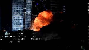 Război Israel-Iran. Rezumatul unei noi nopți de atacuri majore. Peste nouă morți în Israel. Depozite de petrol și un câmp de gaze lovite în Iran