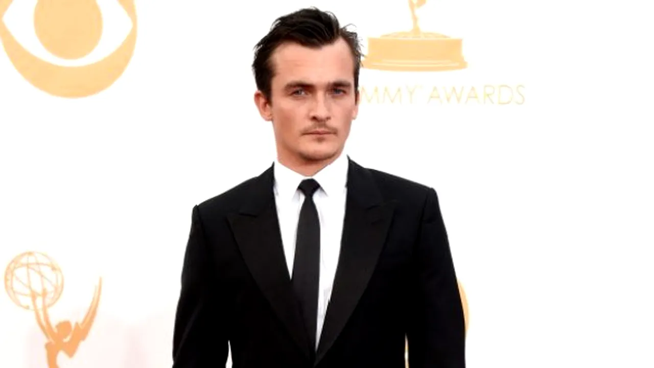 Actorul Rupert Friend s-a împuşcat în cap în timpul filmărilor pentru lungmetrajul 