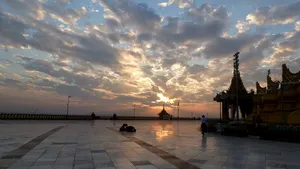 Povestea oraşului care a costat o avere şi are doar o mână de locuitori - GALERIE FOTO 