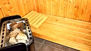 Cutremurător în Tokyo: Cuplu mort după ce a rămas blocat în saună