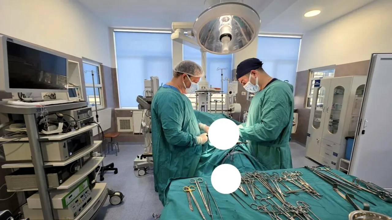 Bărbat cu o tumoră renală de peste 15 centimetri, operat cu succes la un spital din județul Bacău