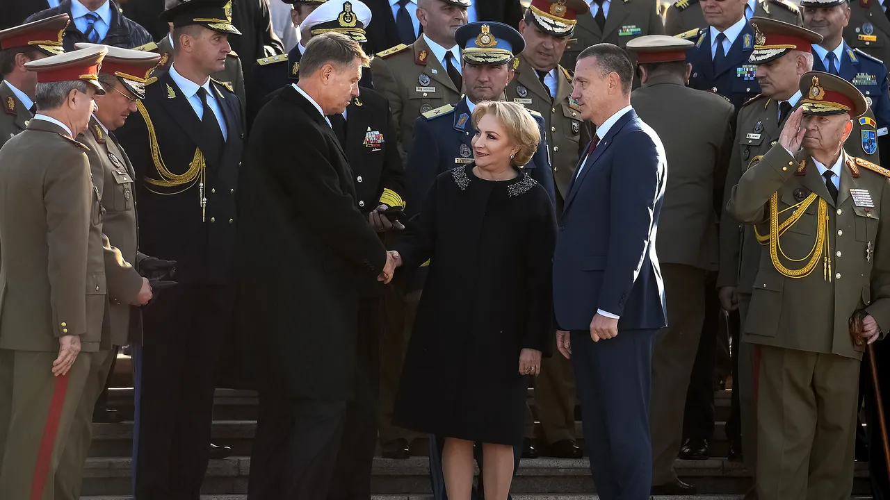 Klaus Iohannis, în contextul moţiunii de cenzură: Îmi permit să am o simpatie faţă de o parte şi antipatie faţă de altă parte