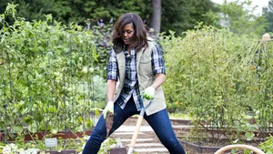 Ascultă Smart Radio | Michelle Obama şi-a publicat playlist-ul pentru fitness, pentru a motiva oamenii să facă sport 