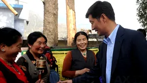 Tibetanii în exil l-au ales pe succesorul politic al lui Dalai Lama