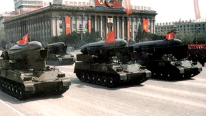 Coreea de Nord nu dă arma nucleară pe ajutorul economic!