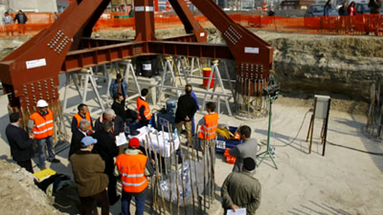 Constructorii Pasajului Basarab: Lucrările sunt finalizate în proporţie de 30-35%