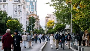 Străzi Deschise. Calea Victoriei și Piața Amzei redevin zone pietonale