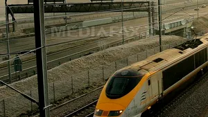 Furtul de cabluri de cupru din reţeua de cale ferată britanică atinge proporţii epidemice