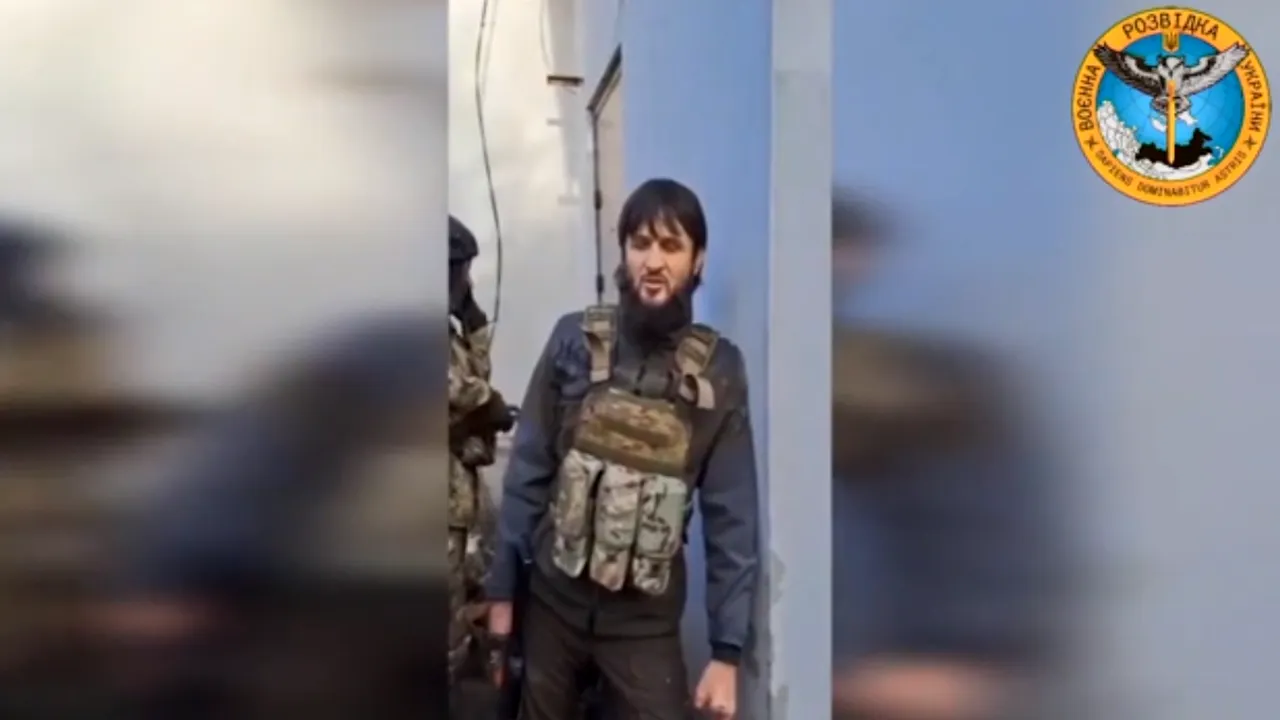 Cecenii îi execută pe ruşi în Bahmut. Gherila jihadistului Abdul Hakim luptă cot la cot alături de ucraineni

