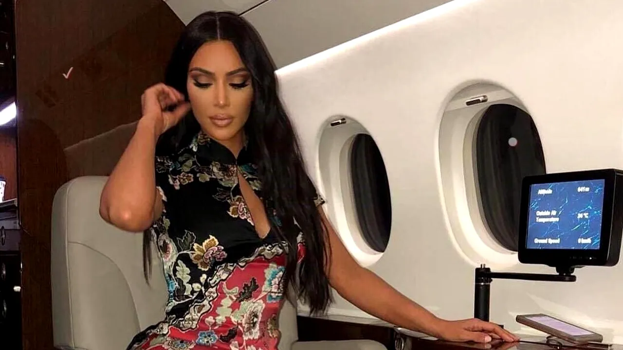 Kim Kardashian se pregăteşte să-şi schimbe meseria. Totul a pornit de la o întâlnire cu Trump
