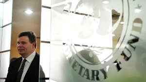 Jeffrey Franks: Suntem abia la mijlocul misiunii, dar cred că avem nişte veşti bune de anunţat. Ţintele au fost atinse în toate domeniile