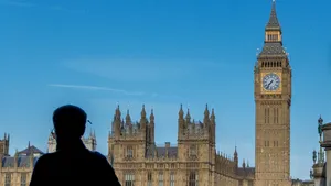 Guvernul britanic avertizează turiștii să nu aducă în țară cârnați și lactate din străinătate