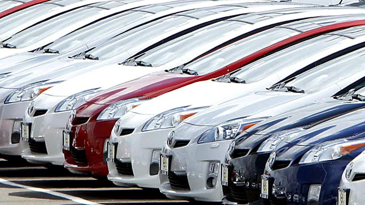Piaţa auto europeană s-a prăbuşit: scădere cu 17,5% în noiembrie