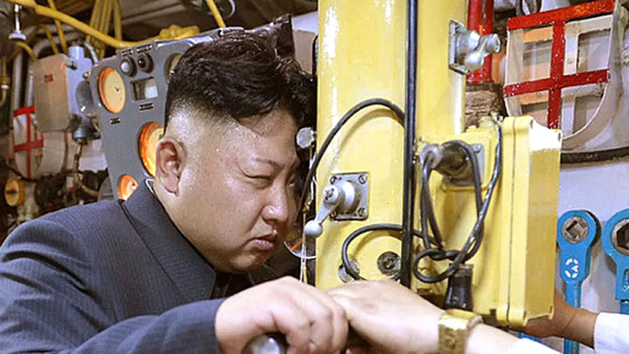 PROPAGANDĂ în stilul lui Kim Jong-un. Coreea de Nord a bombardat Coreea de Sud cu manifeste şi hârtie igienică folosită