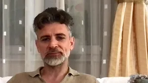 Healthcare Trends. Varicele, o problemă gravă de sănătate. Ce sunt şi cum le tratăm? Invitat: Toni Feodor, medic primar Chirurgie generală şi medic specialist Chirurgie vasculară, despre ulcer varicos