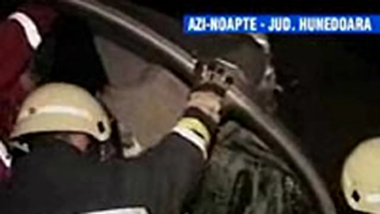 Hunedoara: Un mort şi trei răniţi în urma unui grav accident rutier