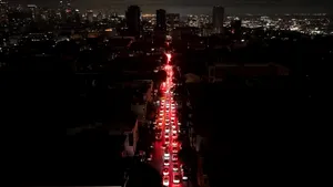 Blackout masiv in San Francisco: Peste 130.000 de locuitori afectați și haos în trafic