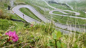 Transfăgărășanul s-ar putea deschide vineri
