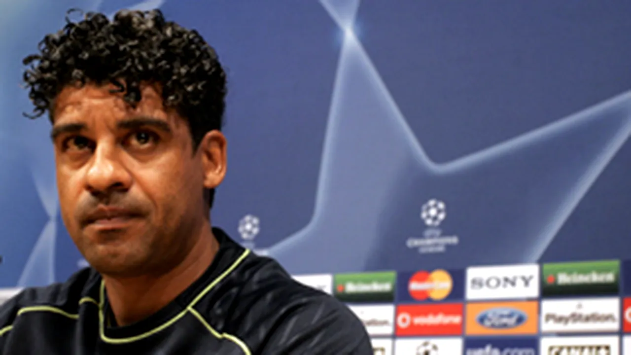 FC Barcelona dezminte despărţirea de Rijkaard