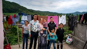 Un bebeluş de patru luni, dintr-o familie din România, este cel mai mic copil separat de părinţii săi la graniţa Statelor Unite
