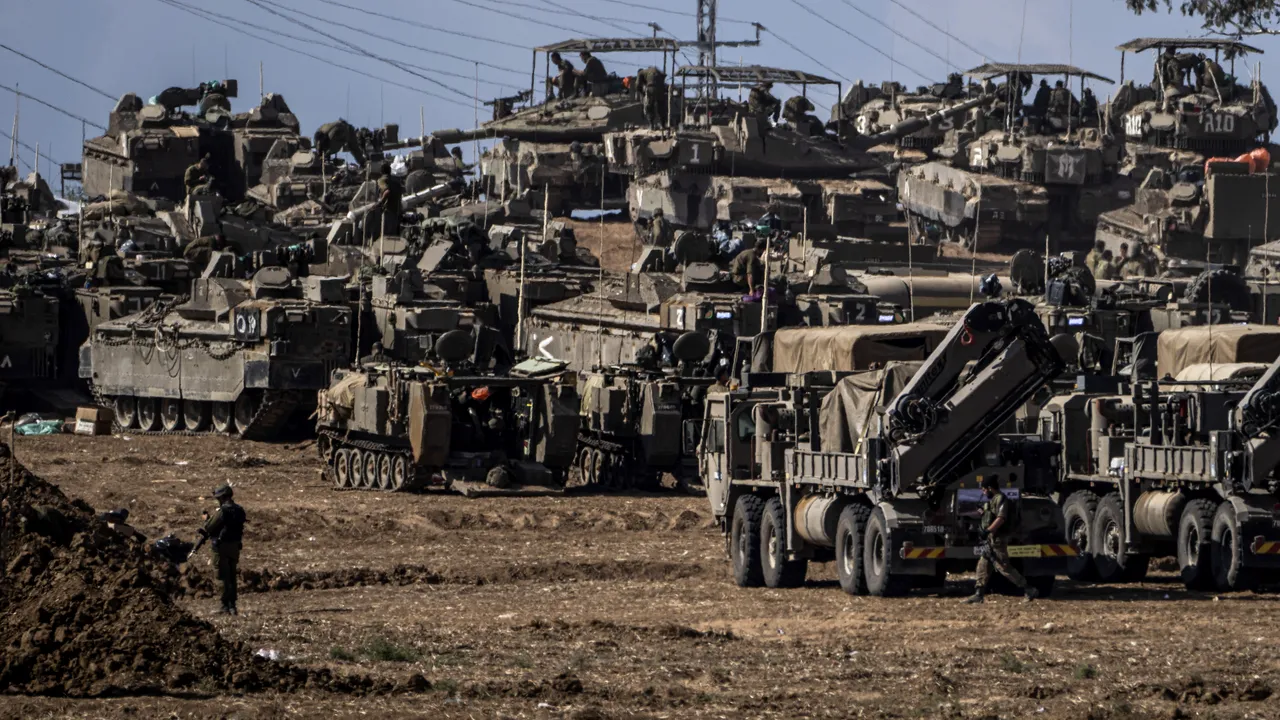 Războiul Israel-Hamas, ziua 10. Sute de morţi în urma unui atac israelian asupra unui spital din Gaza, afirmă oficiali palestinieni / 100.000 de persoane nu au plecat încă din Gaza. Israel: Operaţiunile vor începe 